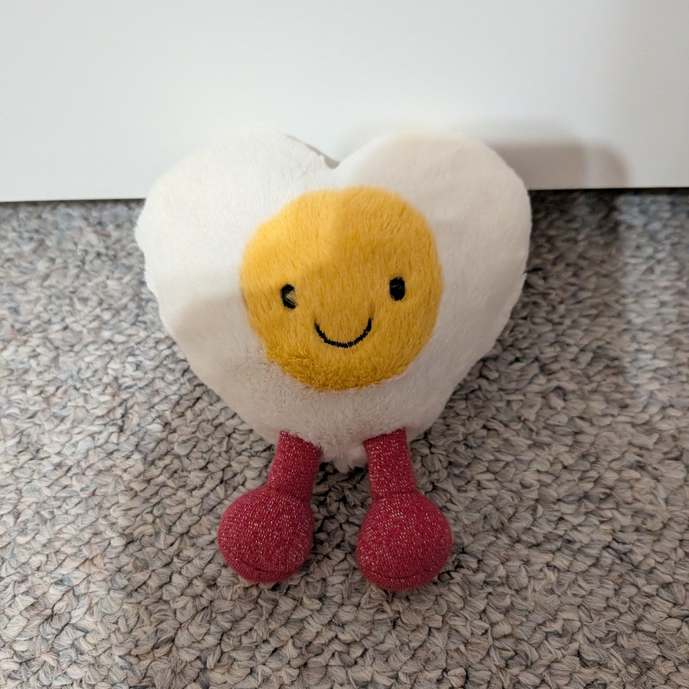 Jellycat Heart Shaped Egg NWOT